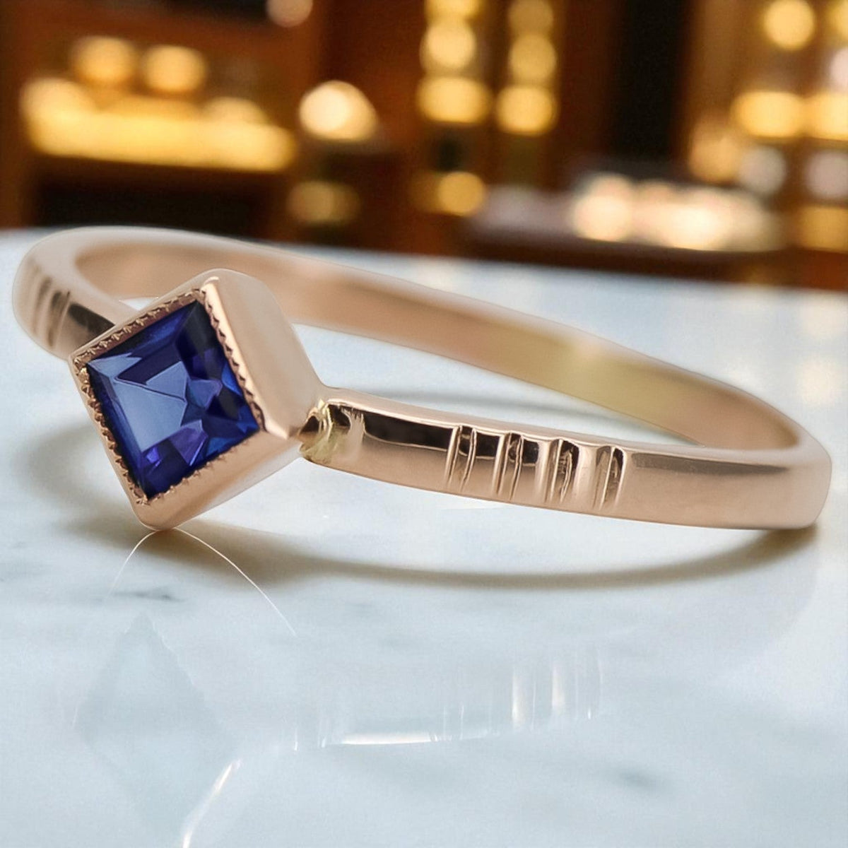 Vintage Sapphire Ring in 14K Rose Gold (vrc138r-sp)