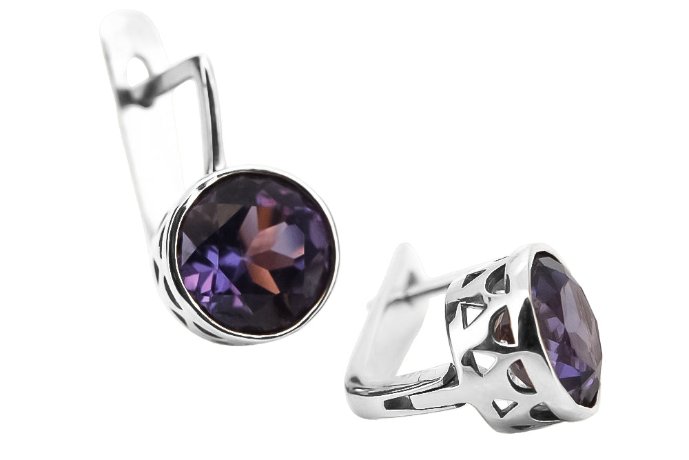 Vintage Alexandrite Earrings in Sterling Silver (vec107s-ax) — close-up of the stone and setting