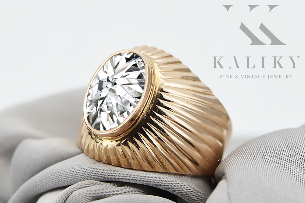 Vintage Zircon Ring in 14K Rose Gold (vrc127r-zi) — close-up of the hallmark on the inner band
