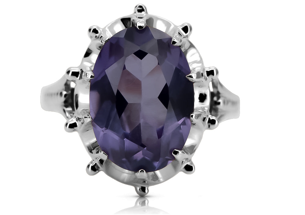 Vintage Alexandrite Ring in Sterling Silver (vrc079s-ax) — close-up of the stone and setting