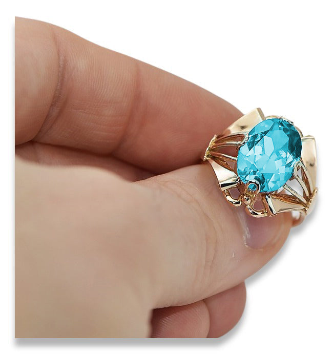 Vintage Aquamarine Ring in 14K Rose Gold (vrc015r-aq) — worn on the hand, showing profile