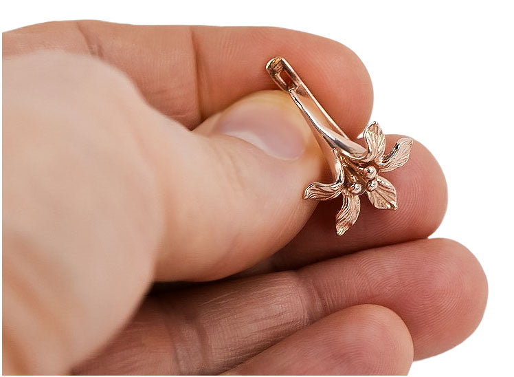 Vintage Flower Earrings in Rose Gold-Plated Sterling Silver (ven222rp) — view 2