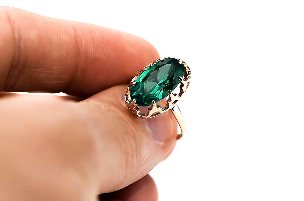 Vintage Emerald Ring in 14K Rose Gold (vrc253r-em) — worn on the hand, showing profile
