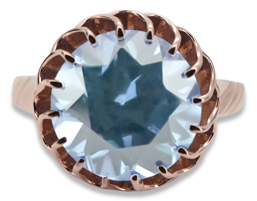 Vintage Aquamarine Ring in 14K Rose Gold (vrc035r-aq) — close-up of the stone and setting