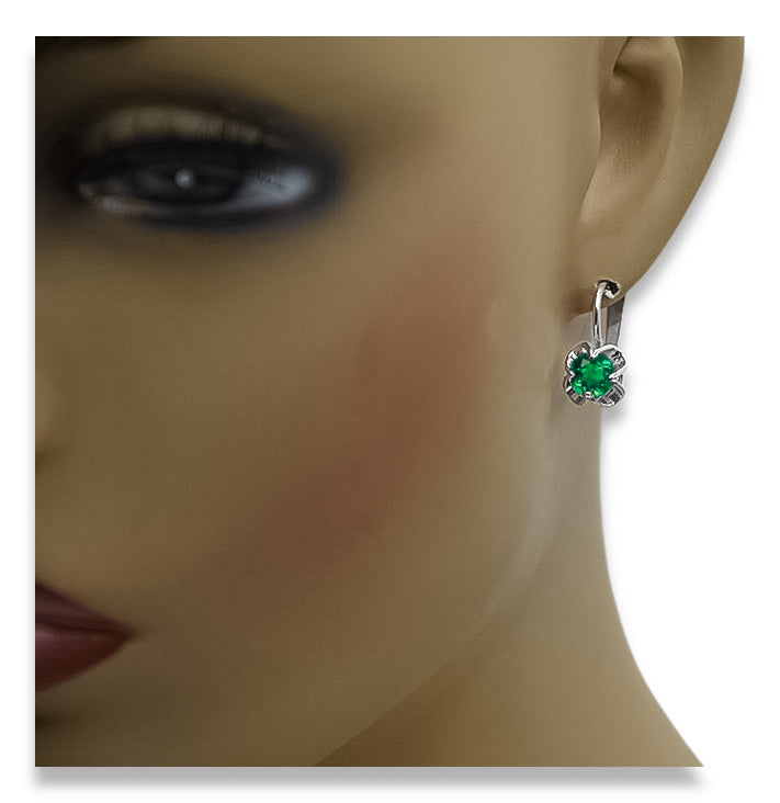 Vintage Emerald Earrings in Sterling Silver (vec018s-em) — side view showing the setting