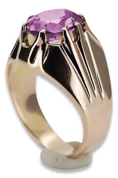 Vintage Amethyst Ring in 14K Rose Gold (vrc016r-am) — worn on the hand, showing profile