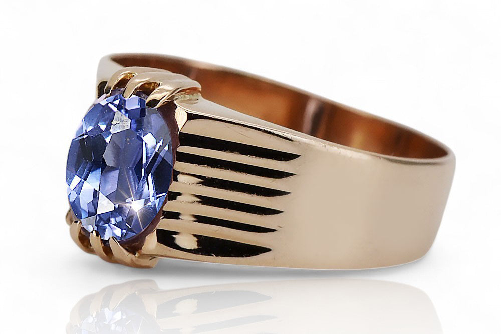 Vintage Alexandrite Ring in 14K Rose Gold (vrc007r-ax) — worn on the hand, showing profile