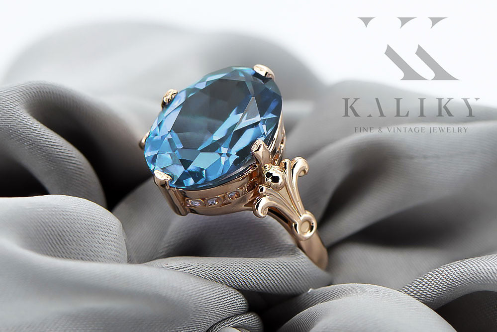 Vintage Aquamarine Craft Ring in 14K Rose Gold (vrc369r-aq) — worn on the hand, showing profile