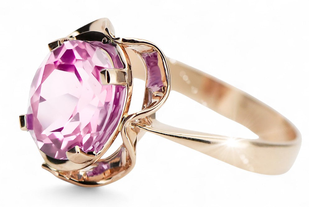 Vintage Amethyst Ring in 14K Rose Gold (vrc206r-am) — full view of the piece
