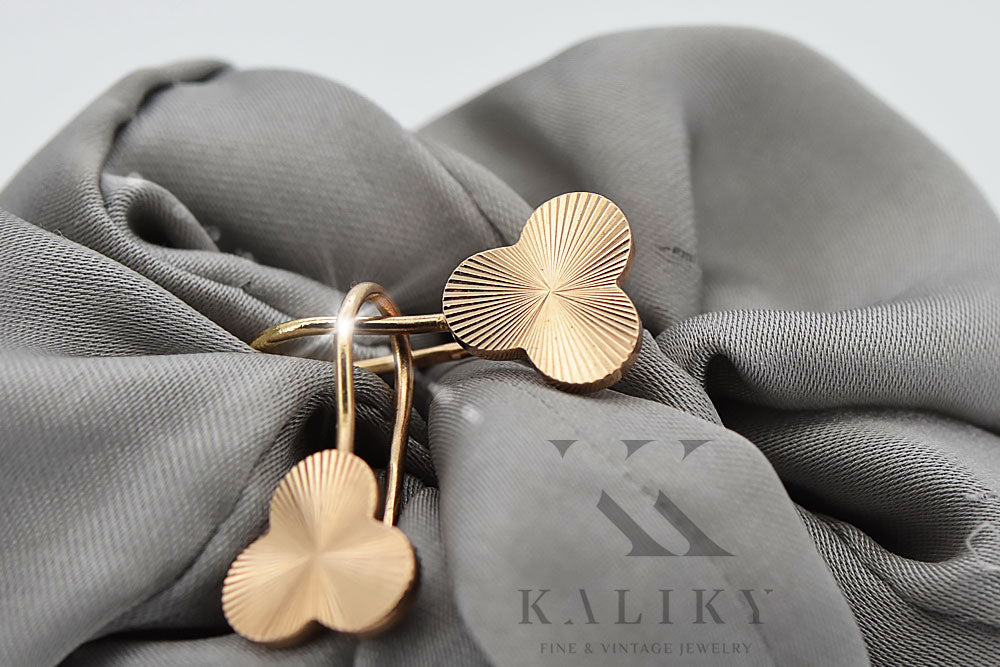 Vintage Leaf Earrings in 14K Rose Gold (ven108) — view 5