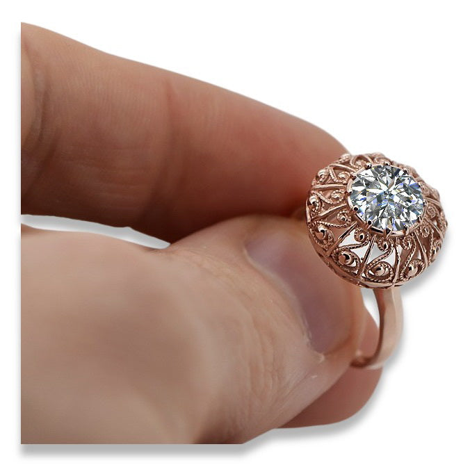 Vintage Zircon Ring in 14K Rose Gold (vrc059r-zi) — close-up of the stone and setting