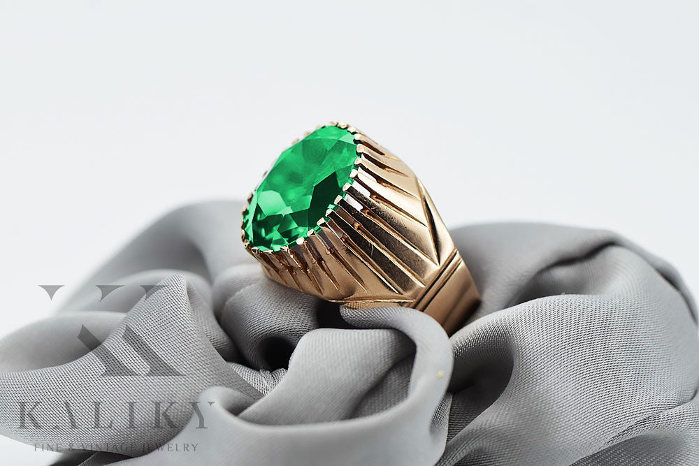 Vintage Emerald Ring in 14K Rose Gold (vrc048r-em) — worn on the hand, showing profile
