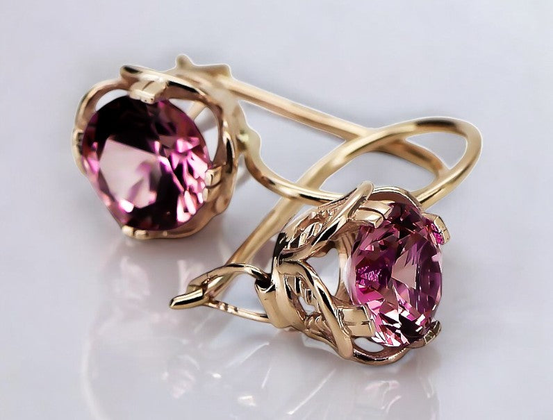 Vintage Ruby Earrings in 14K Rose Gold (vec029r-rb) — side view showing the setting