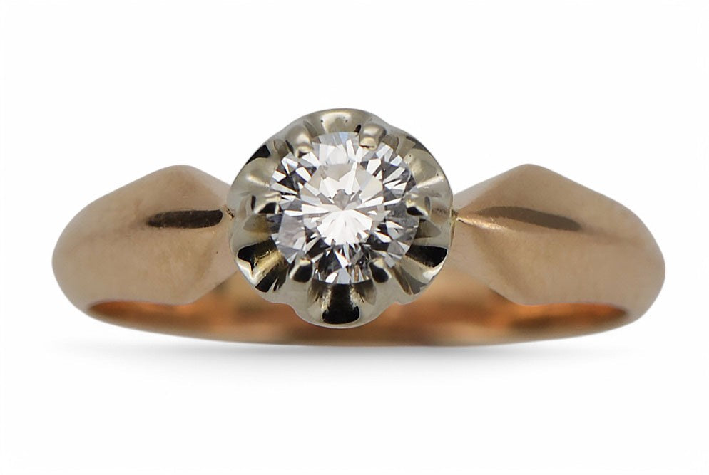 Vintage Zircon Ring in 14K Rose Gold (vrc321r-zi) — worn on the hand, showing profile