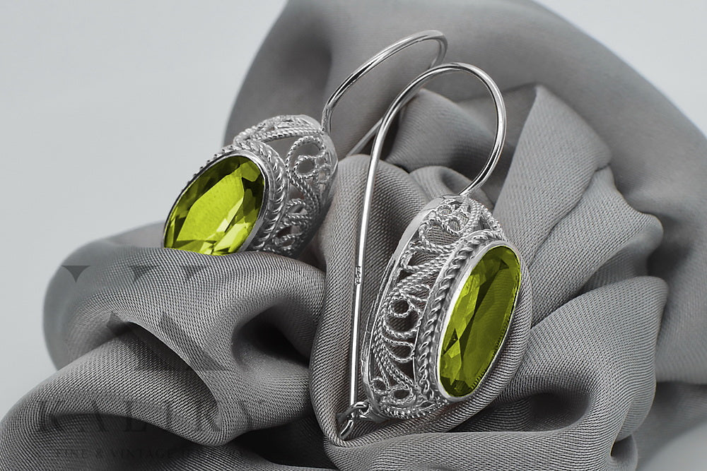Vintage Yellow Peridot Earrings in Sterling Silver (vec023s-yp) — close-up of the stone and setting