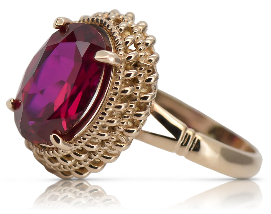 Vintage Ruby Ring in 14K Rose Gold (vrc068r-rb) — close-up of the stone and setting