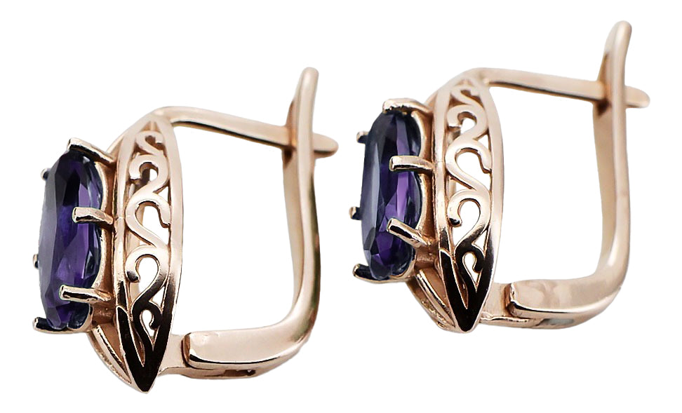 Vintage Alexandrite Earrings in 14K Rose Gold (vec141r-ax) — worn on the hand, showing profile