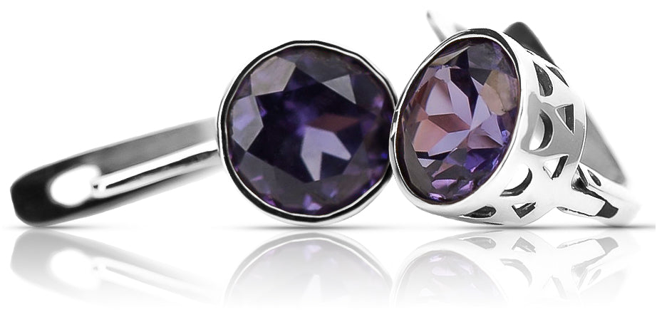 Vintage Alexandrite Earrings in Sterling Silver (vec107s-ax)