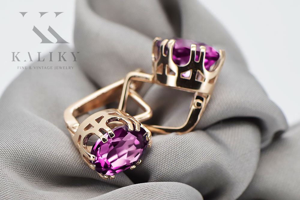 Vintage Amethyst Earrings in 14K Rose Gold (vec016r-am) — worn on the hand, showing profile