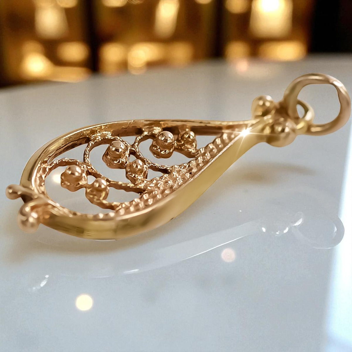 Vintage Fish Pendant in 14K Rose Gold (vpn063)
