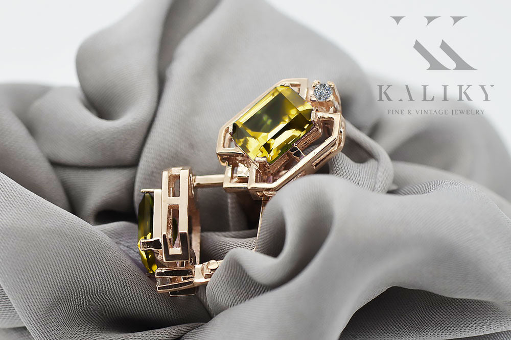Vintage Yellow Peridot Diamonds Craft Earrings in 14K Rose Gold (vec020r-yp) — side view showing the setting