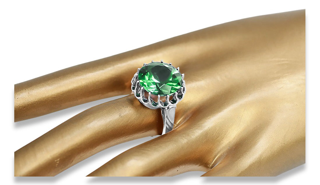 Vintage Emerald Ring in Sterling Silver (vrc035s-em) — full view of the piece