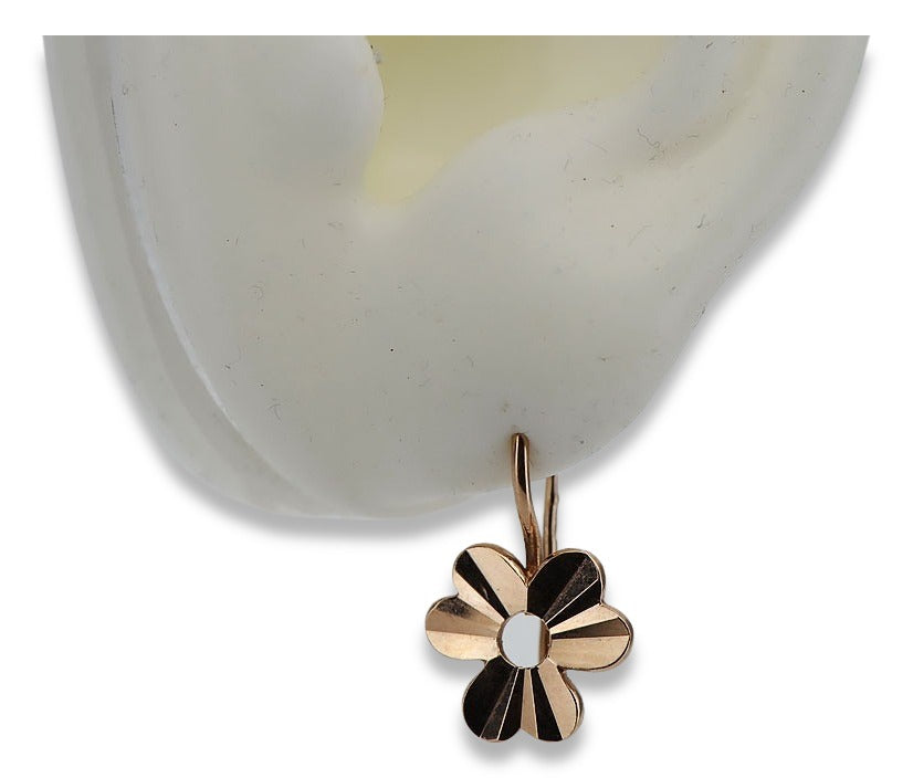 Vintage Leaf Earrings in 14K Rose Gold (ven120) — view 4