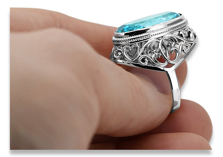 Vintage Aquamarine Ring in Sterling Silver (vrc184s-aq) — back view with the clasp