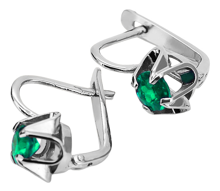 Vintage Emerald Earrings in Sterling Silver (vec018s-em) — close-up of the stone and setting