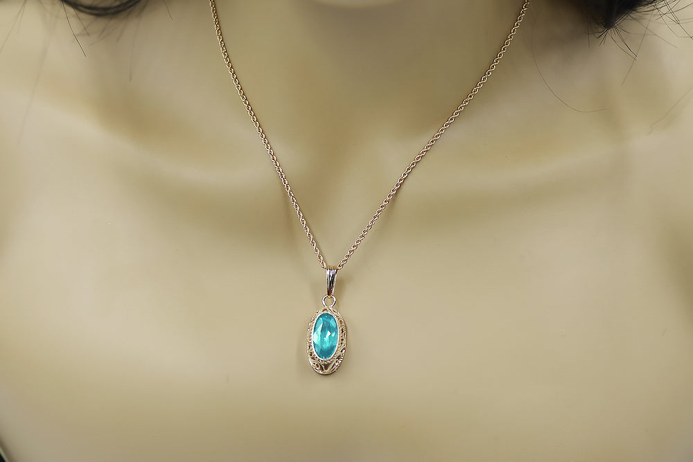 Vintage Aquamarine Pendant in 14K Rose Gold (vpc014r-aq) — close-up of the stone and setting