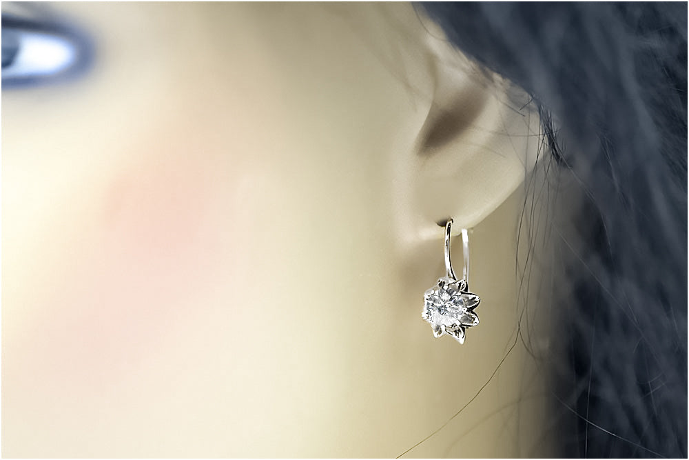 Vintage Zircon Earrings in Sterling Silver (vec092s-zi)