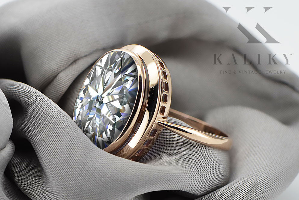 Vintage Zircon Ring in 14K Rose Gold (vrc285r-zi) — side view showing the setting