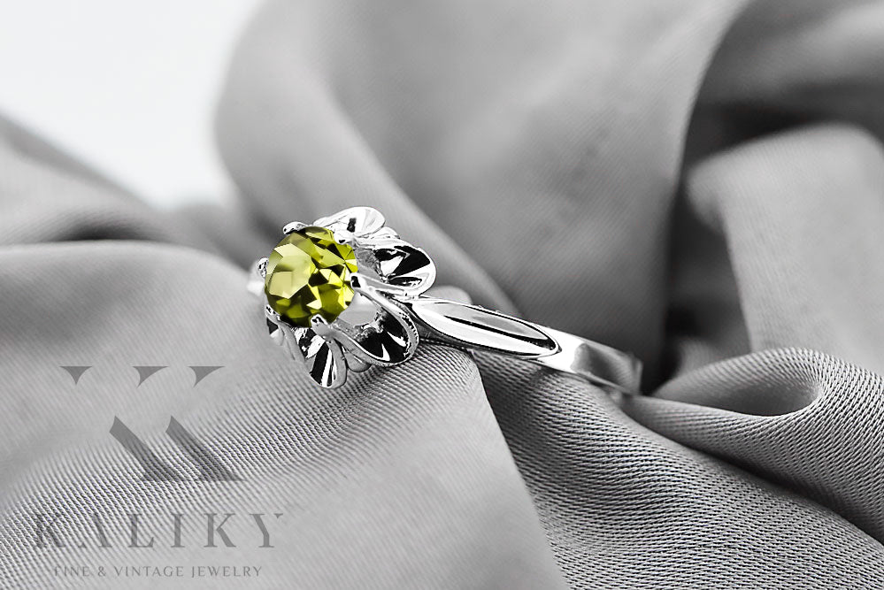 Vintage Yellow Peridot Craft Ring in Sterling Silver (vrc004s-yp) — close-up of the hallmark on the inner band