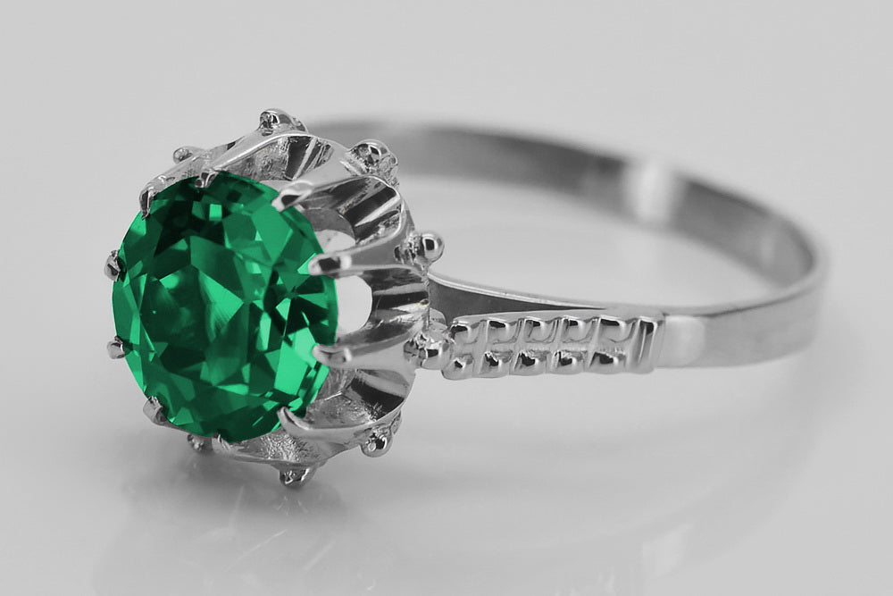 Vintage Emerald Ring in Sterling Silver (vrc045s-em) — full view of the piece