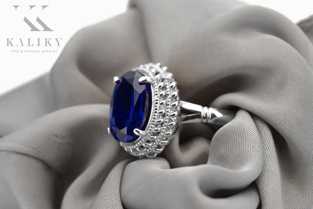 Vintage Sapphire Ring in Sterling Silver (vrc068s-sp)