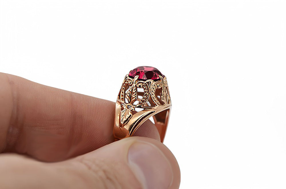 Vintage Ruby Ring in 14K Rose Gold (vrc080r-rb) — side view showing the setting