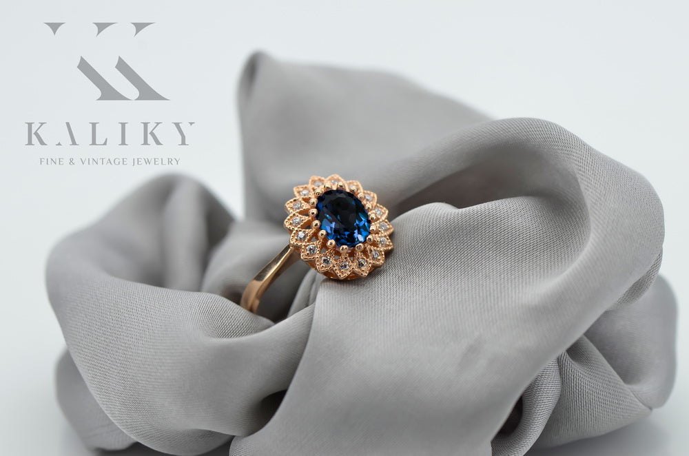 Vintage Sapphire Ring in 14K Rose Gold (crc012r-sp) — side view showing the setting