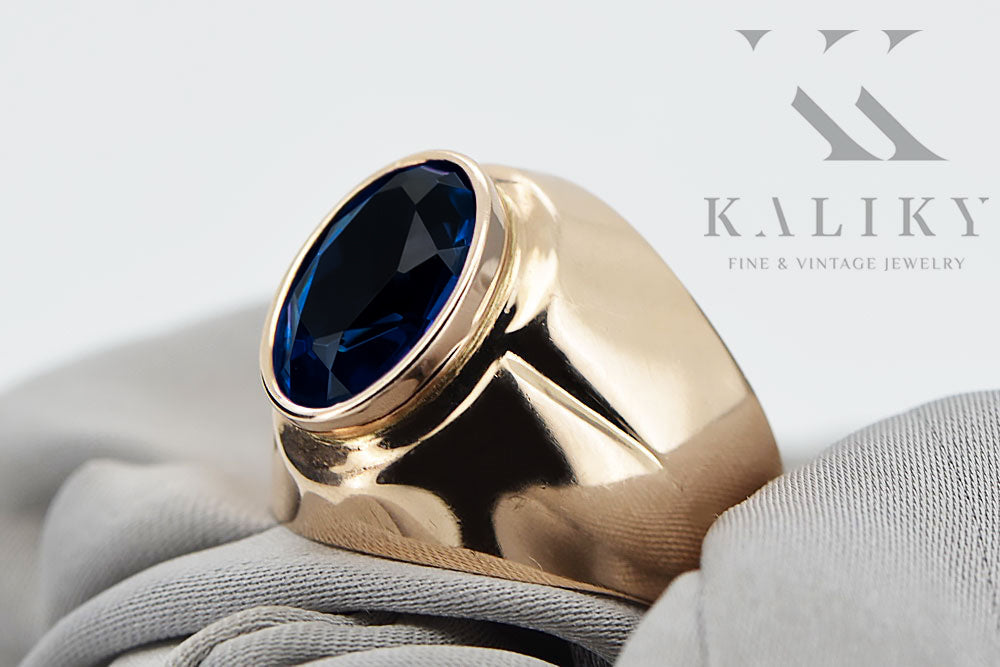 Vintage Sapphire Ring in 14K Rose Gold (vrc296r-sp) — side view showing the setting