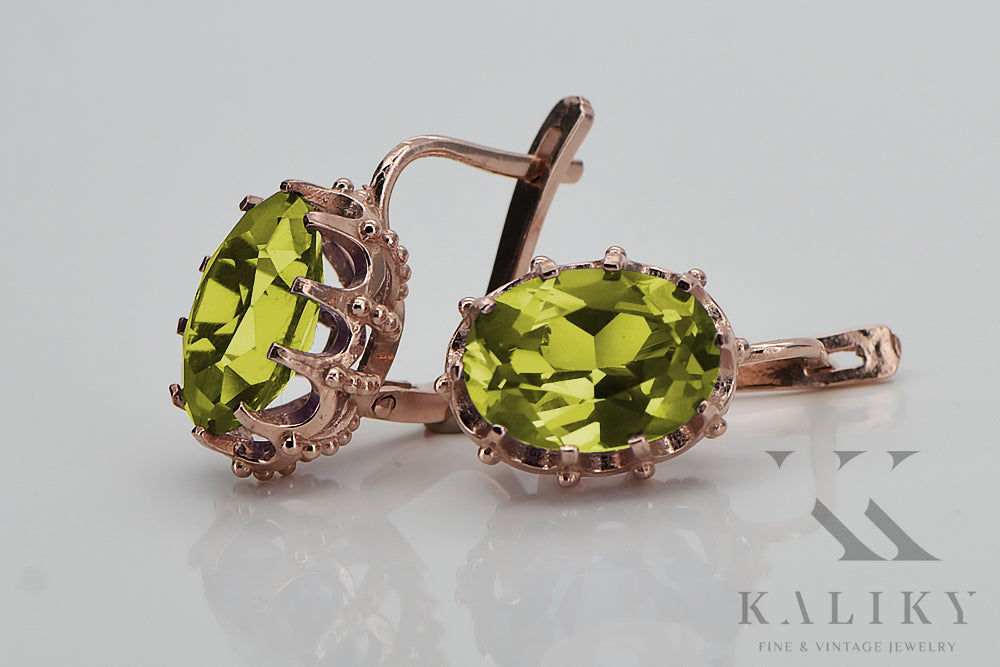 Vintage Yellow Peridot Earrings in 14K Rose Gold (vec079r-yp) — detail of the metal texture