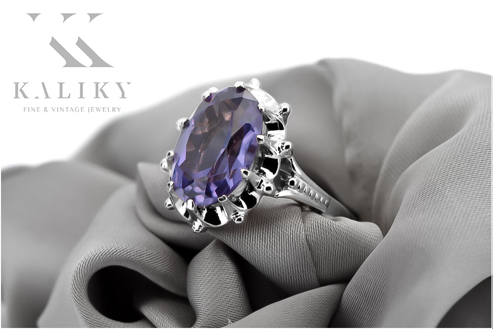Vintage Alexandrite Ring in Sterling Silver (vrc079s-ax) — side view showing the setting