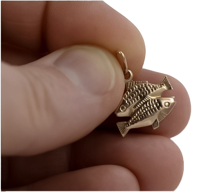 Vintage Pendant Made Fish Zodiac Vzp Pendant in 14K Rose Gold (1v3bc5) — side view showing the setting