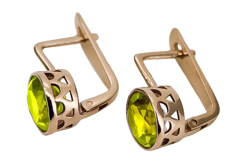 Vintage Yellow Peridot Earrings in 14K Rose Gold (vec107r-yp) — close-up of the stone and setting