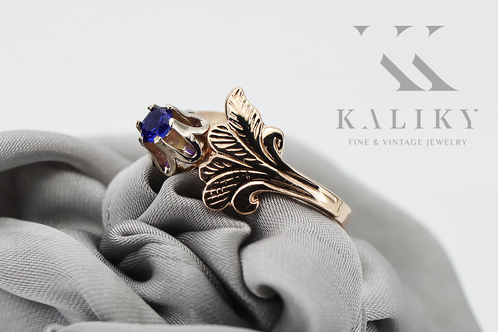Vintage Sapphire Ring in 14K Rose Gold (vrc169r-sp) — worn on the hand, showing profile