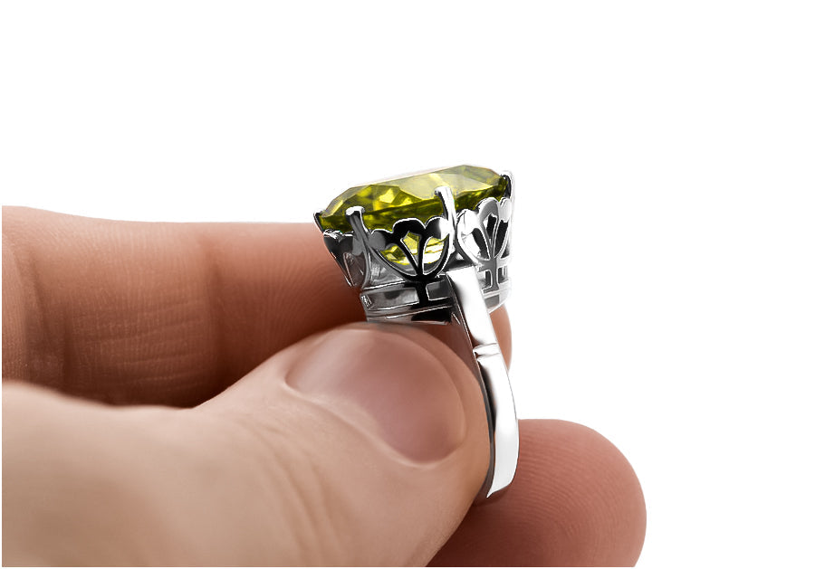 Vintage Yellow Peridot Ring in Sterling Silver (vrc130s-yp) — worn on the hand, showing profile