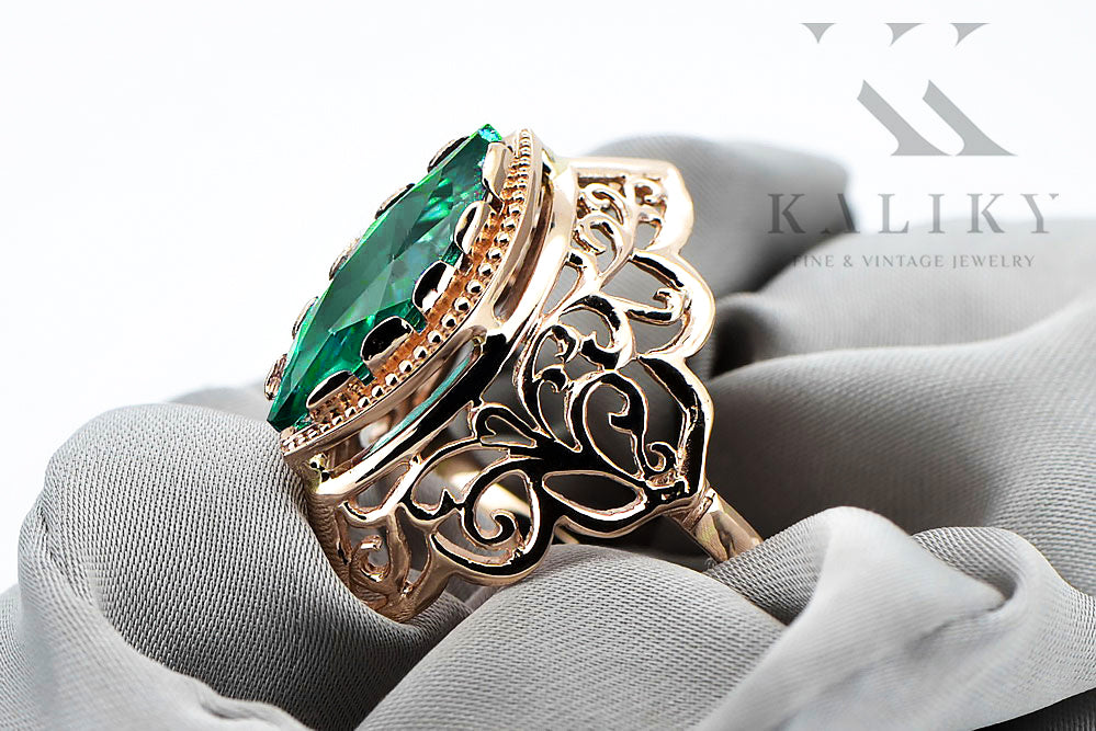 Vintage Emerald Craft Ring in 14K Rose Gold (vrc017r-em) — worn on the hand, showing profile