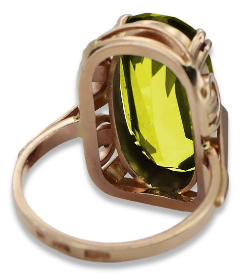 Vintage Yellow Peridot Ring in 14K Rose Gold (vrc038r-yp) — worn on the hand, showing profile