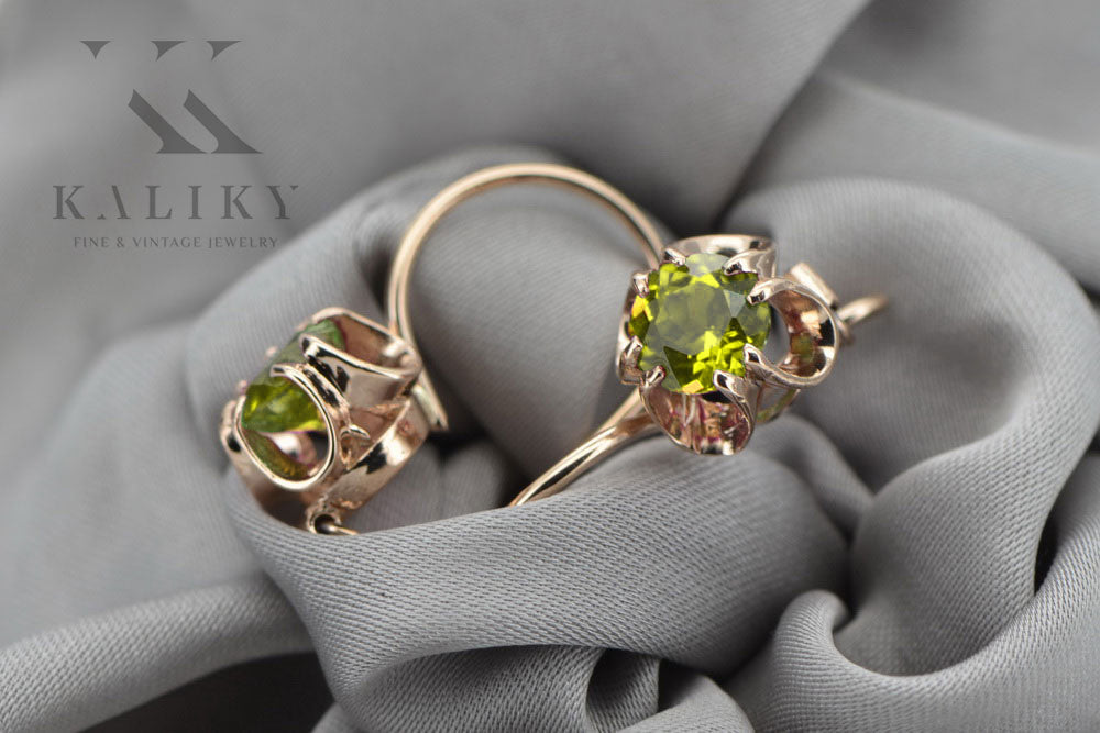 Vintage Yellow Peridot Earrings in 14K Rose Gold (vec035r-yp) — side view showing the setting