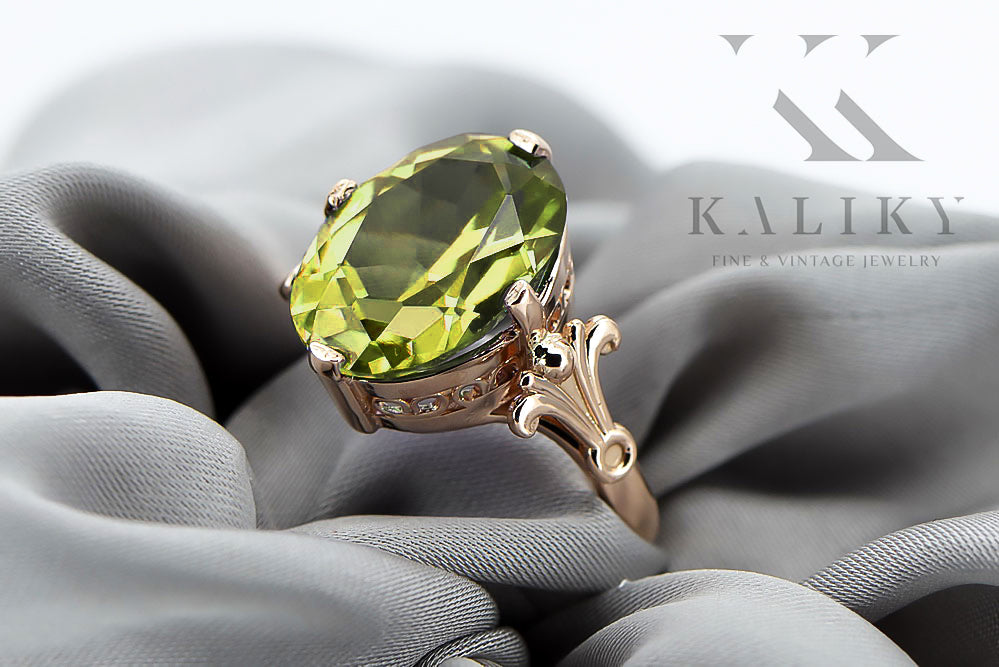 Vintage Yellow Peridot Ring in 14K Rose Gold (vrc369r-yp) — worn on the hand, showing profile