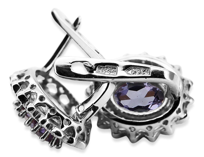Vintage Alexandrite Earrings in 14K White Gold (vec125w-ax) — worn on the hand, showing profile