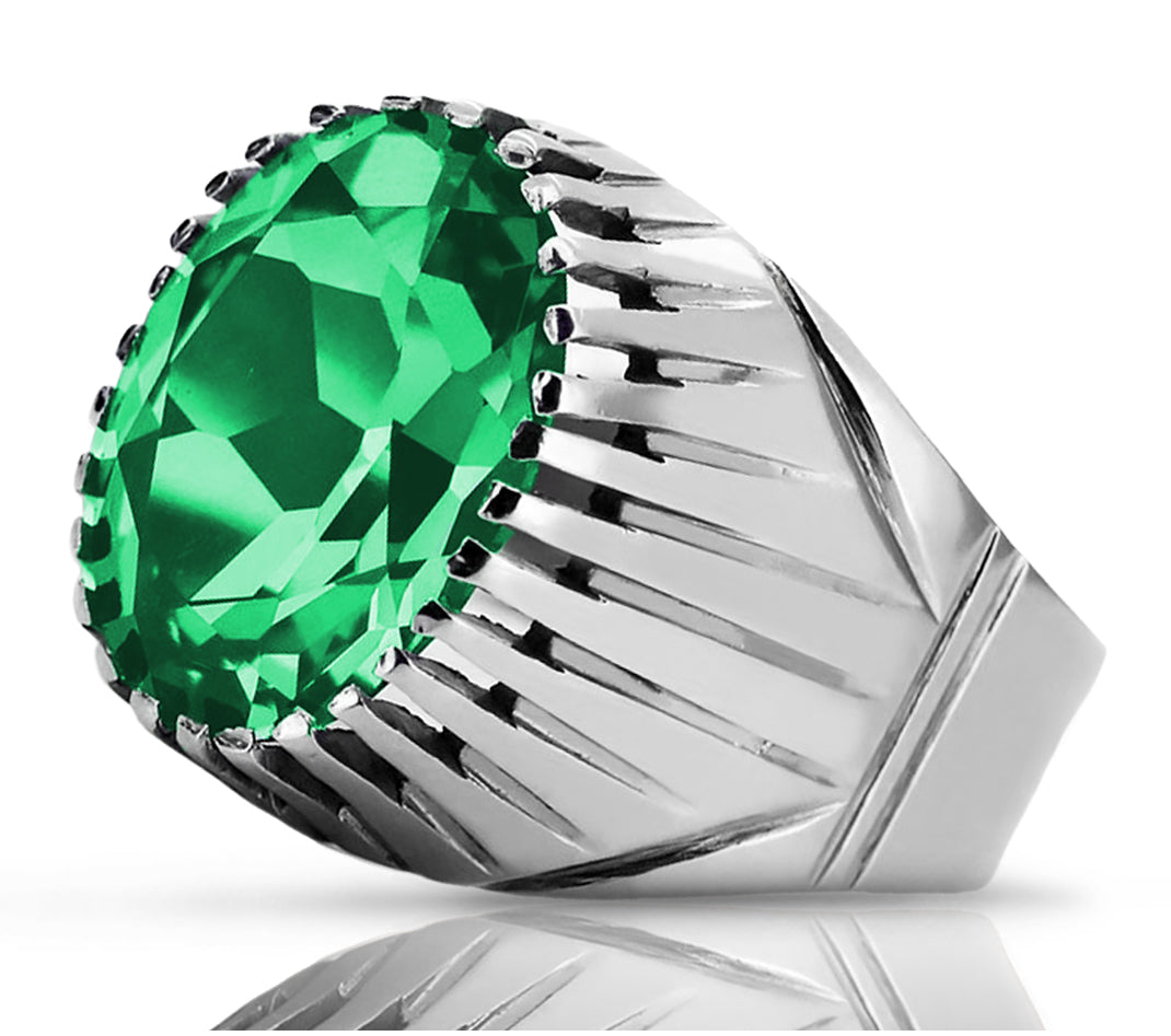 Vintage Emerald Ring in Sterling Silver (vrc048s-em) — full view of the piece